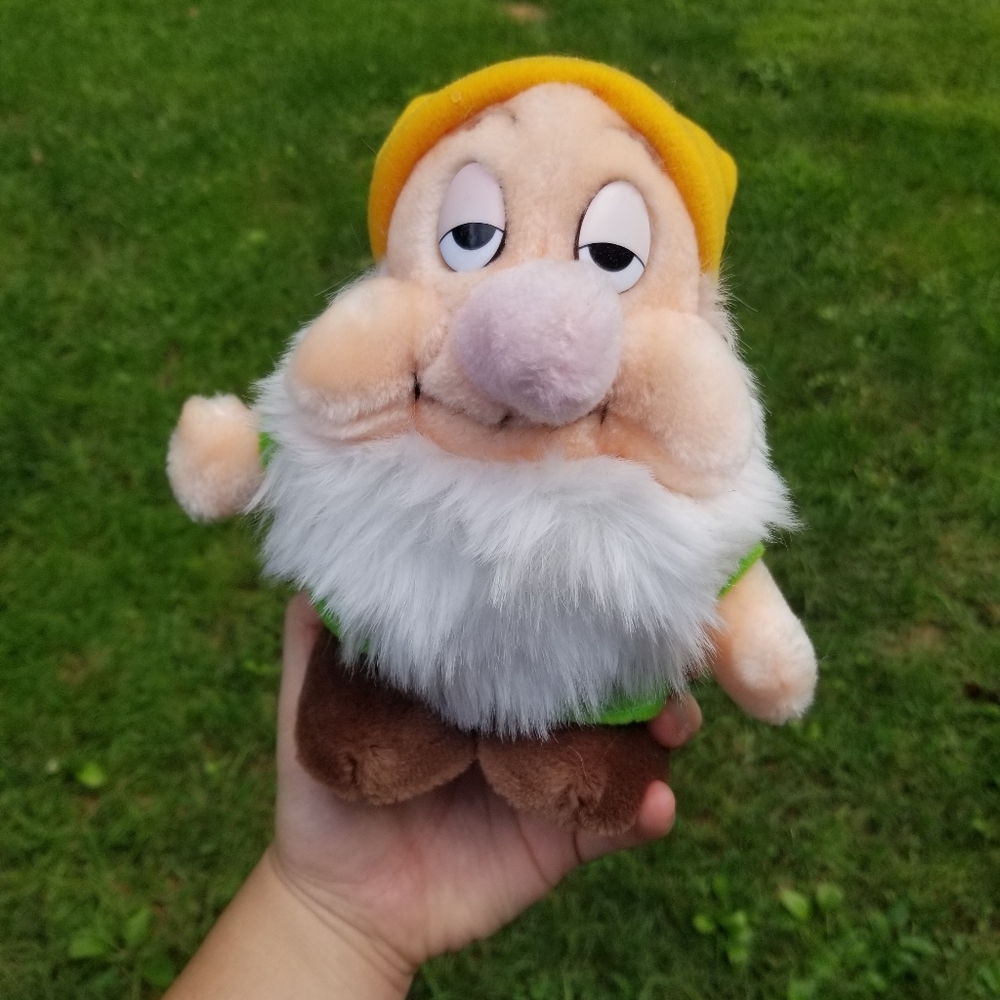 Vintage Walt Disney World Sleepy Dwarf Plush
